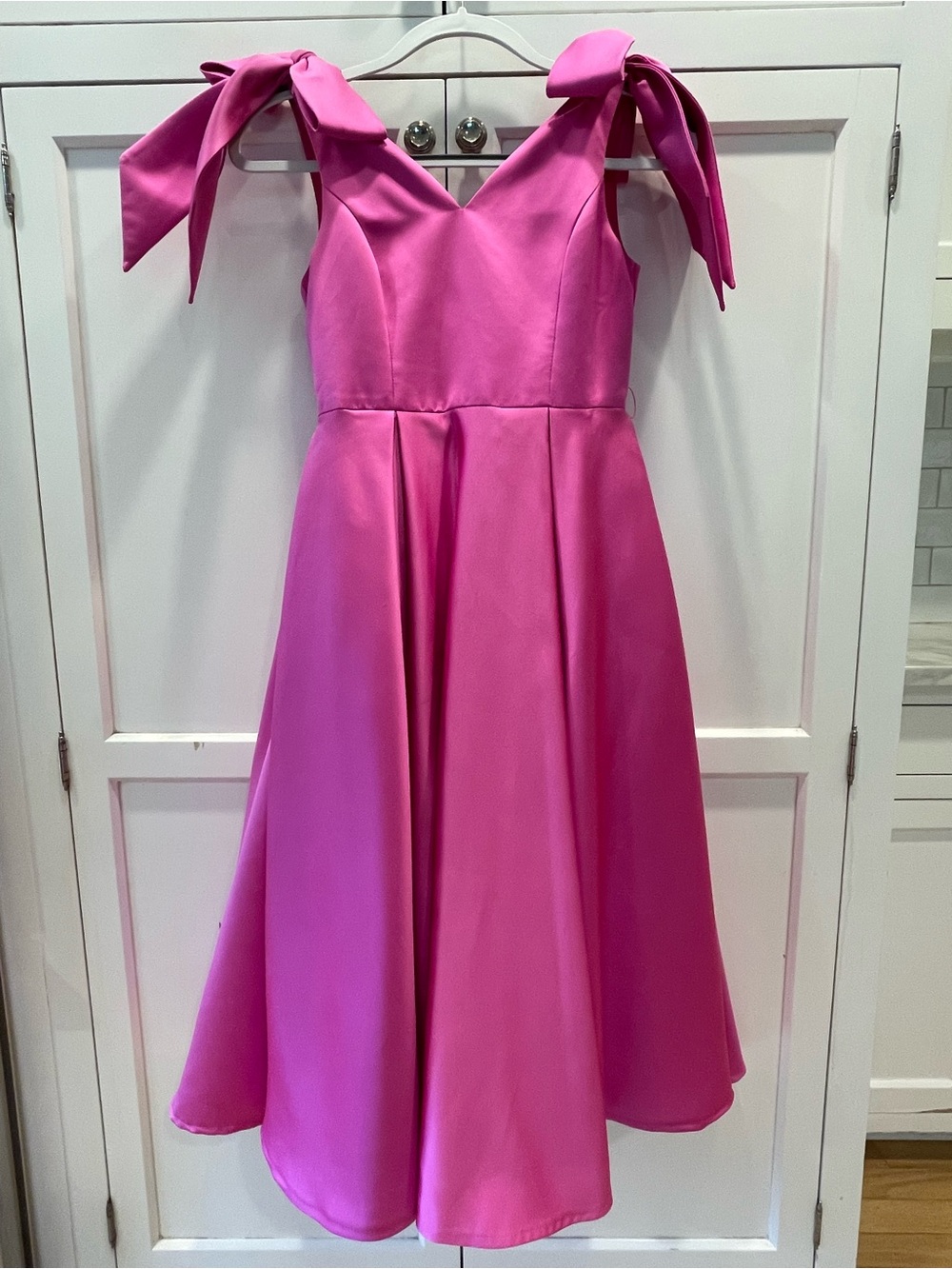 Ashley Lauren Girls' Pink Satin Bow-Shoulder Dress size 12